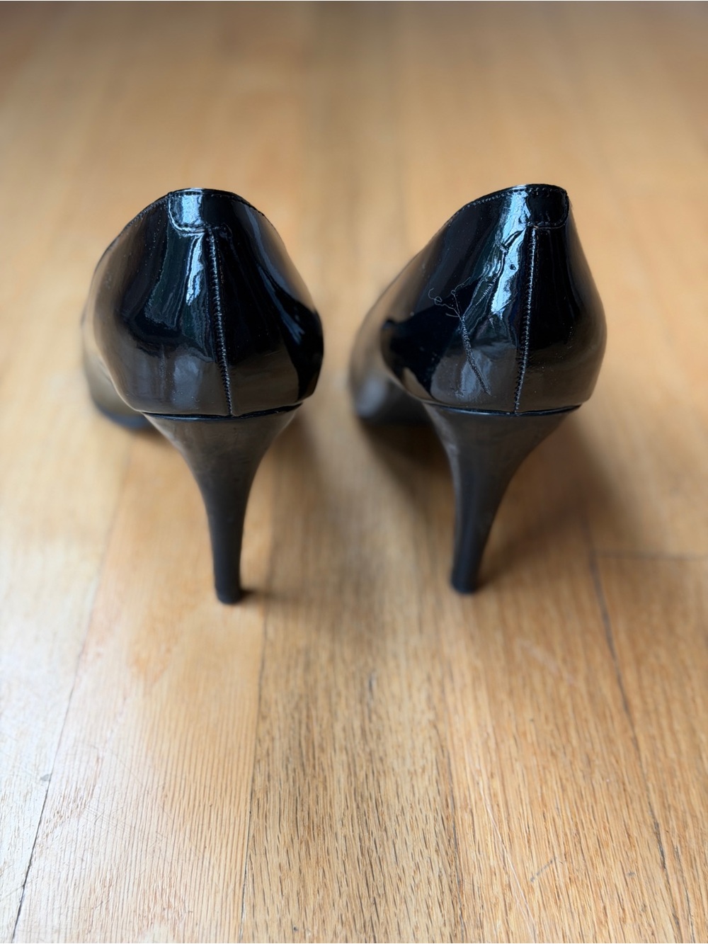 Fergalicious Black Patent Round-Toe Pumps with Polka Dot Lining - Picture 6 of 9
